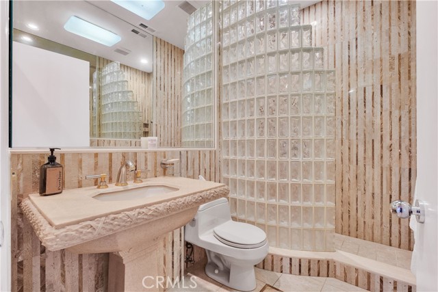 Detail Gallery Image 38 of 65 For 3935 Bluff Pl, San Pedro,  CA 90731 - – Beds | – Baths