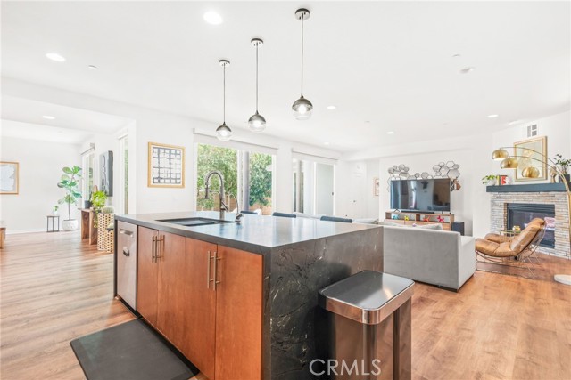 Detail Gallery Image 11 of 58 For 4934 Herzog Way, Palm Springs,  CA 92262 - 2 Beds | 2/1 Baths