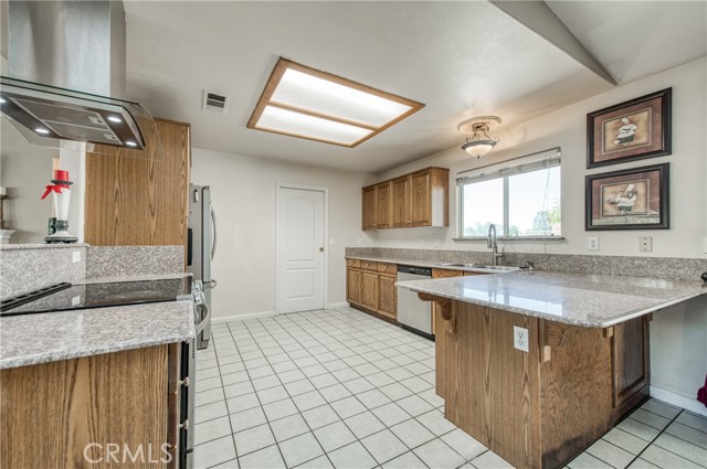 Detail Gallery Image 12 of 66 For 42883 Revis Ct, Coarsegold,  CA 93614 - 3 Beds | 2 Baths