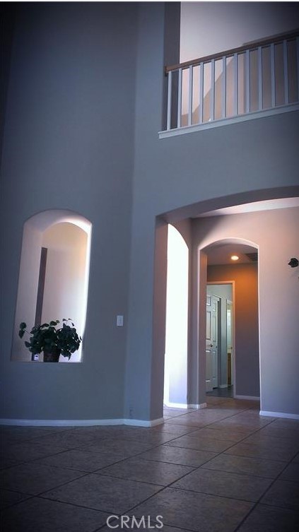 43 Valencia Lane, Redlands CA: https://media.crmls.org/medias/e86df6af-9bcc-4674-970c-b662a81f12af.jpg