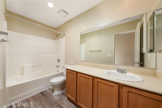 Detail Gallery Image 14 of 22 For 43030 Elena St, Lancaster,  CA 93536 - 3 Beds | 2 Baths