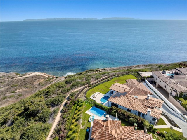 Detail Gallery Image 18 of 66 For 32042 Isthmus View Dr, Rancho Palos Verdes,  CA 90275 - 6 Beds | 6/2 Baths