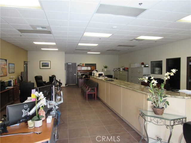 12855 Production Place, Victorville, California 92395, ,Commercial Lease,For Rent,12855 Production Place,CRHD24140262