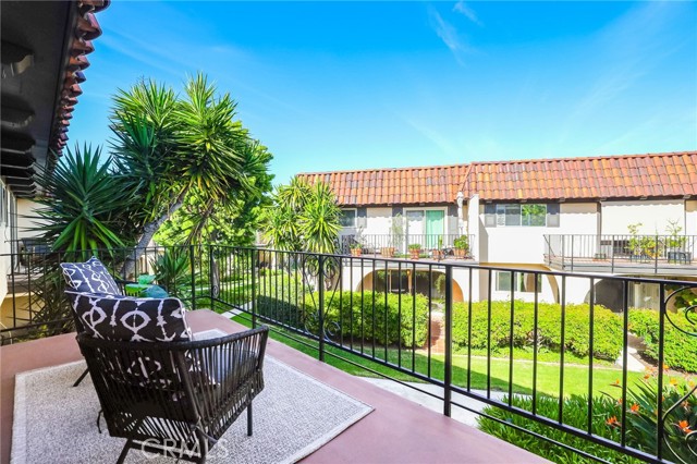 Image 16 of 29 For 3058 Club House Road