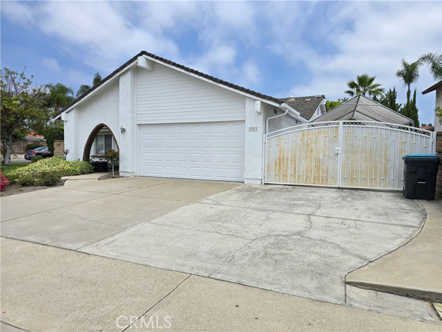 23872 Via La Coruna, Mission Viejo CA: https://media.crmls.org/medias/e87162de-aa72-4512-9946-75b674a09e71.jpg