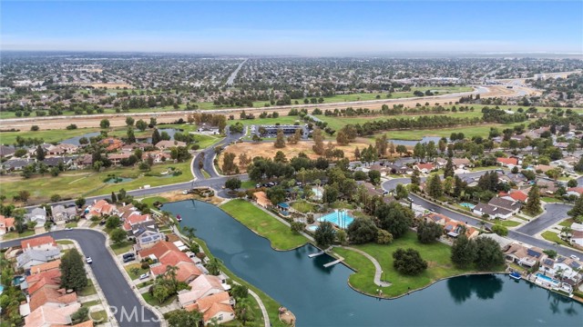 Detail Gallery Image 9 of 55 For 8707 Shore View, Bakersfield,  CA 93312 - 4 Beds | 3 Baths