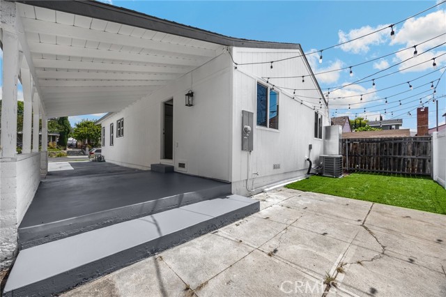 5336 Stratford Road, Los Angeles CA: https://media.crmls.org/medias/e87339d3-e861-4c9b-858f-a6bb27362502.jpg