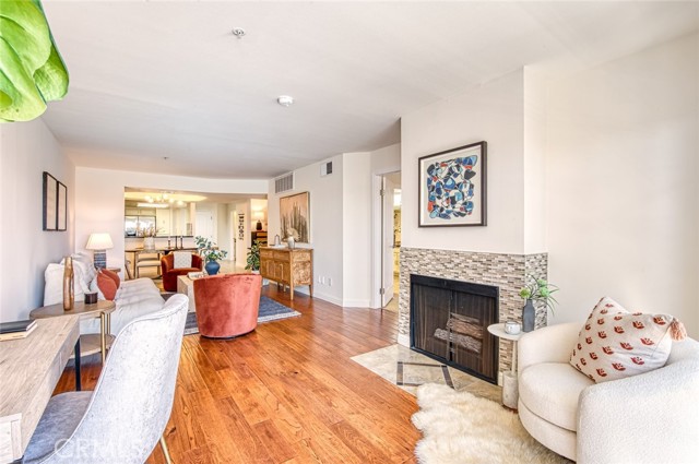 Detail Gallery Image 17 of 44 For 4755 Templeton St #2117,  Los Angeles,  CA 90032 - 2 Beds | 2 Baths