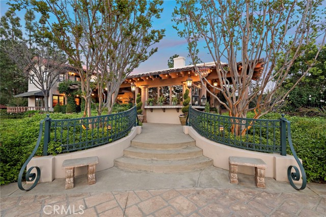 property-img