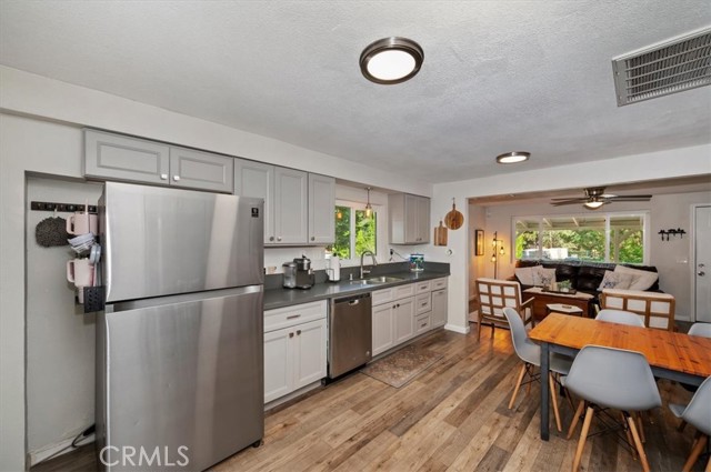 396 Log, Crestline, CA 92325