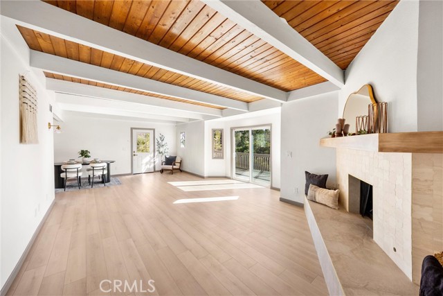 Detail Gallery Image 16 of 44 For 1113 N Grass Valley, Lake Arrowhead,  CA 92352 - 4 Beds | 2 Baths