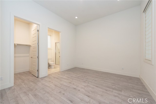 Detail Gallery Image 10 of 25 For 93 Spacial, Irvine,  CA 92618 - 5 Beds | 5/1 Baths