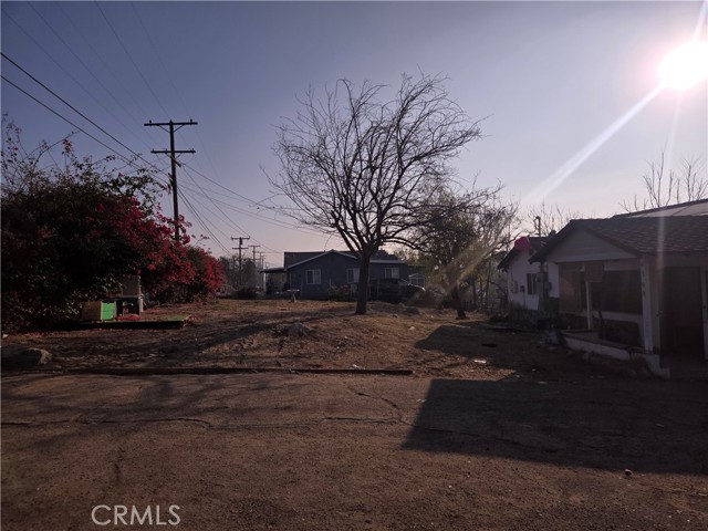 Detail Gallery Image 21 of 25 For 6363 Lucretia Ave, Jurupa Valley,  CA 91752 - 5 Beds | 2 Baths