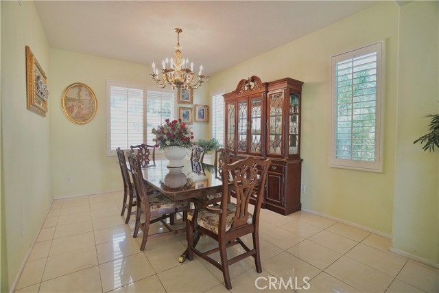 12597 Poinsetta Drive, Riverside CA: https://media.crmls.org/medias/e8757c97-0030-43ec-8bd6-7bd7de3f4008.jpg
