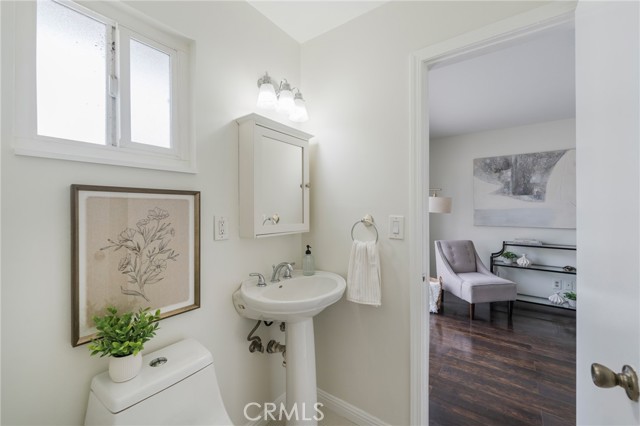 Detail Gallery Image 18 of 37 For 2127 W Sunrise Ave, Anaheim,  CA 92801 - 3 Beds | 1/1 Baths