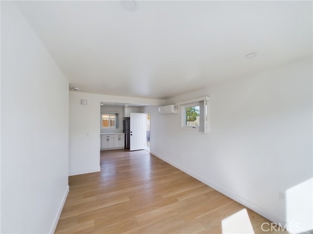 Detail Gallery Image 9 of 19 For 3284 Luna Ave, San Diego,  CA 92117 - 3 Beds | 1 Baths