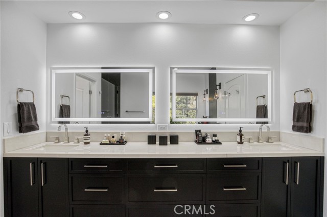 Detail Gallery Image 28 of 44 For 7439 Dorie Dr, West Hills,  CA 91307 - 5 Beds | 5 Baths