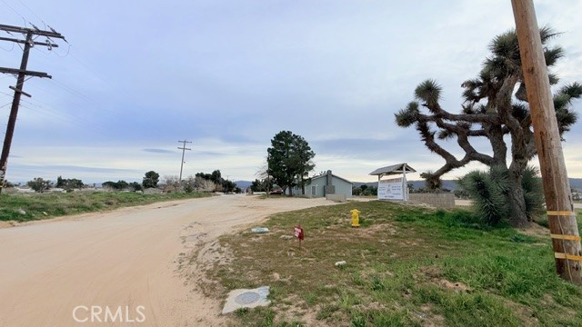 Detail Gallery Image 3 of 11 For 51 W Vic Ave 51st Stw Ave K-2, Quartz Hill,  CA 93536 - – Beds | – Baths