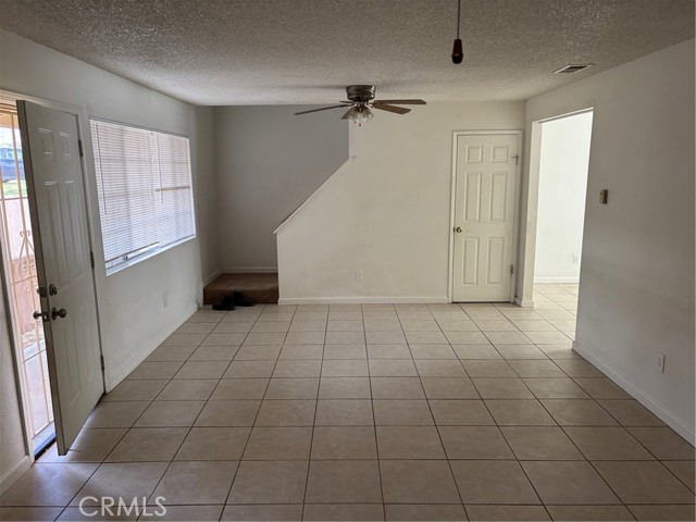 Detail Gallery Image 3 of 16 For 20416 20416 Sierra Ave., Tehachapi,  CA 93561 - 3 Beds | 1/1 Baths