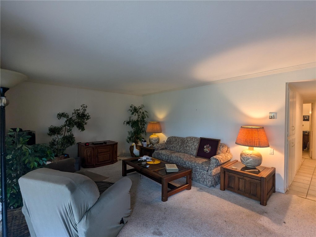 Detail Gallery Image 6 of 20 For 2296 via Puerta #B,  Laguna Woods,  CA 92637 - 2 Beds | 2 Baths