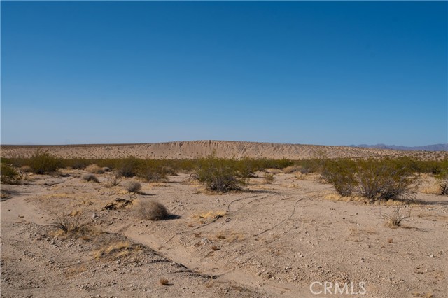 0 Near Pampas, 29 Palms CA: https://media.crmls.org/medias/e8796382-4a8c-469a-b267-11af43ff7420.jpg