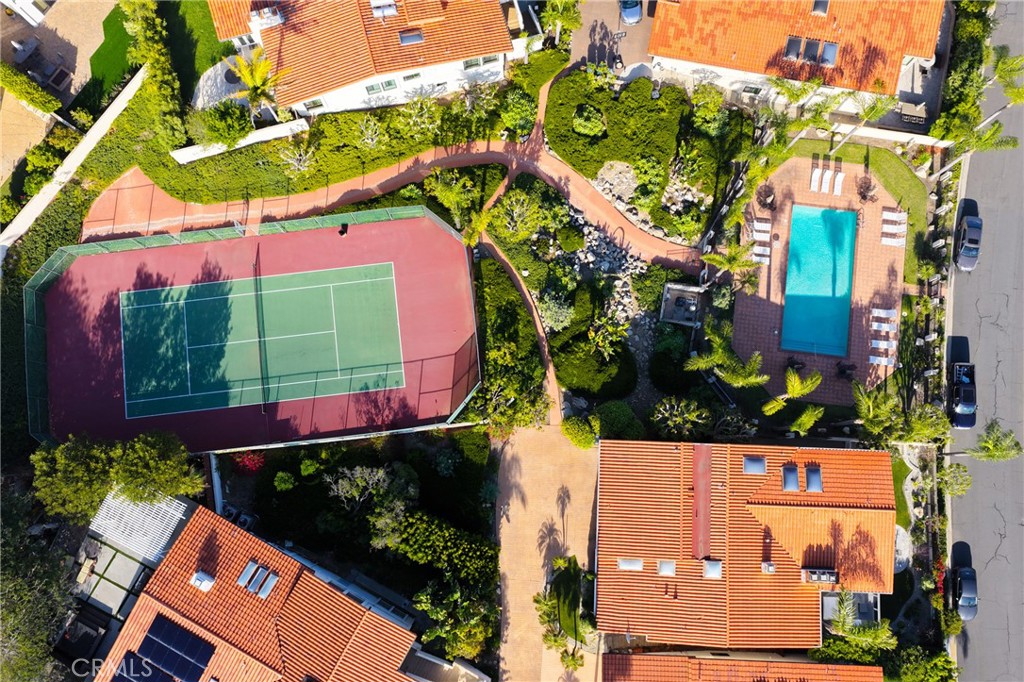 https://media.crmls.org/medias/e879c6a9-c723-4a4c-b802-b5f547bde501.jpg?preset=X-Large