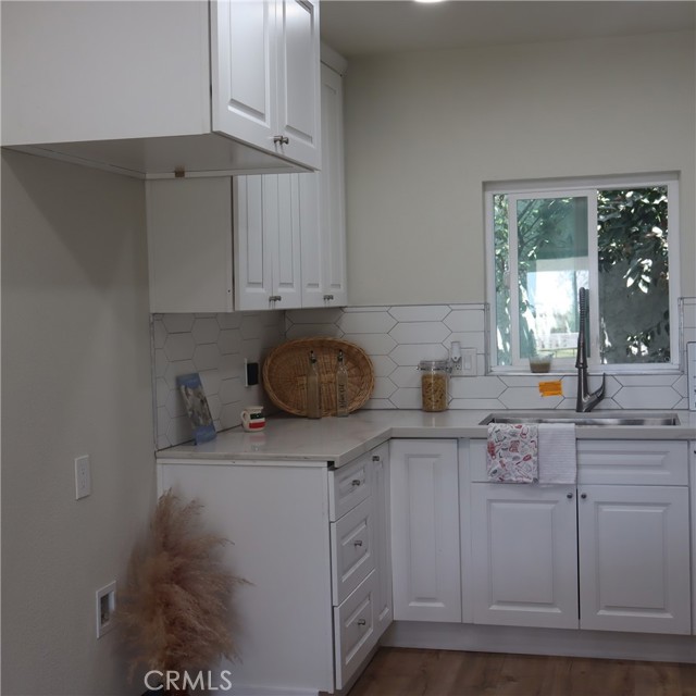 3311 E 4th Street, Los Angeles CA: https://media.crmls.org/medias/e87a8021-1c13-4df6-8be4-241888857203.jpg