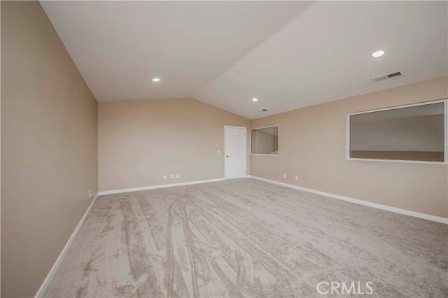 5338 S Chariton Avenue, Ladera Heights CA: https://media.crmls.org/medias/e87a951a-3c54-4ae4-9bfc-f3127da69f67.jpg