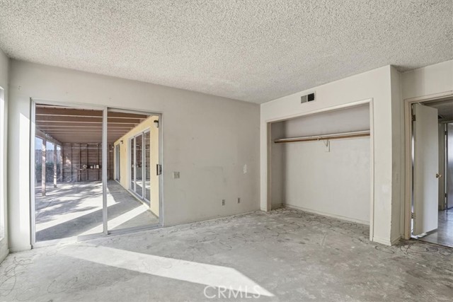 Detail Gallery Image 23 of 45 For 11357 Orcas Ave, Lakeview Terrace,  CA 91342 - 3 Beds | 3 Baths