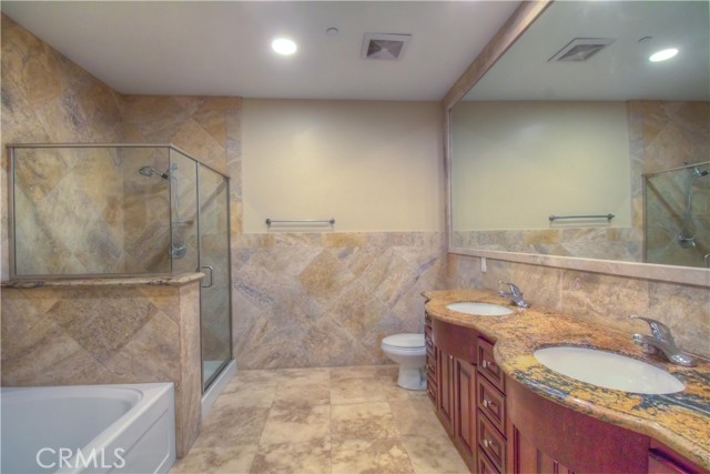 4551 Coldwater canyon Avenue, Studio City CA: https://media.crmls.org/medias/e87af66a-fabb-44da-b4ee-4ed035e5355b.jpg