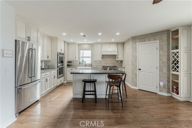 Detail Gallery Image 15 of 69 For 29275 Escalante, Menifee,  CA 92587 - 5 Beds | 3 Baths