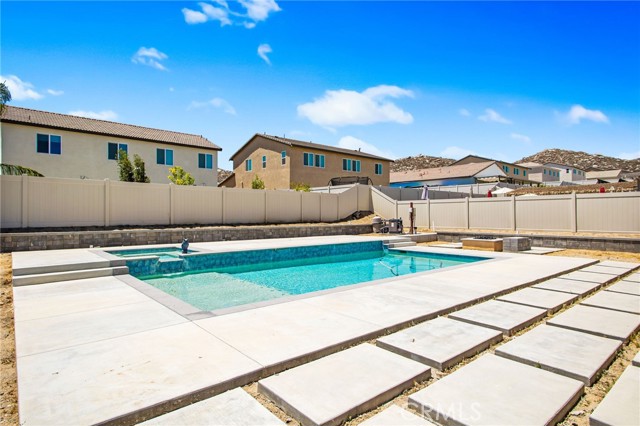 Image 42 of 55 For 30985 Foxhollow Drive