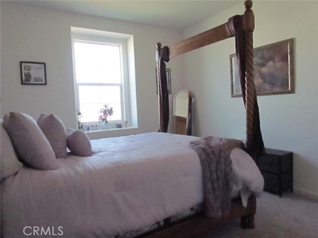 Image 6 of 34 For 4758 Bellaire