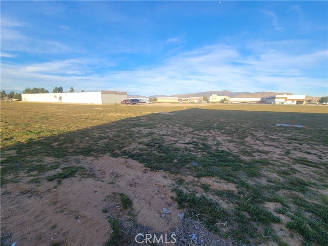 Detail Gallery Image 5 of 21 For 1 Malaki, Apple Valley,  CA 92308 - – Beds | – Baths