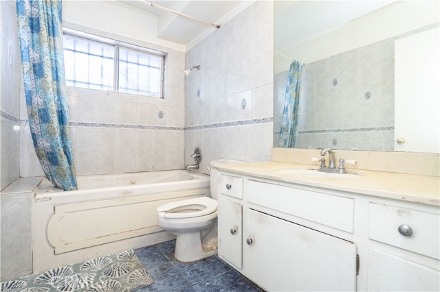 Detail Gallery Image 25 of 32 For 16643 Tuba, Granada Hills,  CA 91343 - 3 Beds | 2 Baths