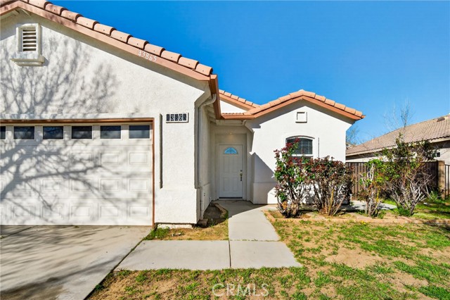 Detail Gallery Image 2 of 35 For 43865 Gingham, Lancaster,  CA 93535 - 3 Beds | 2 Baths