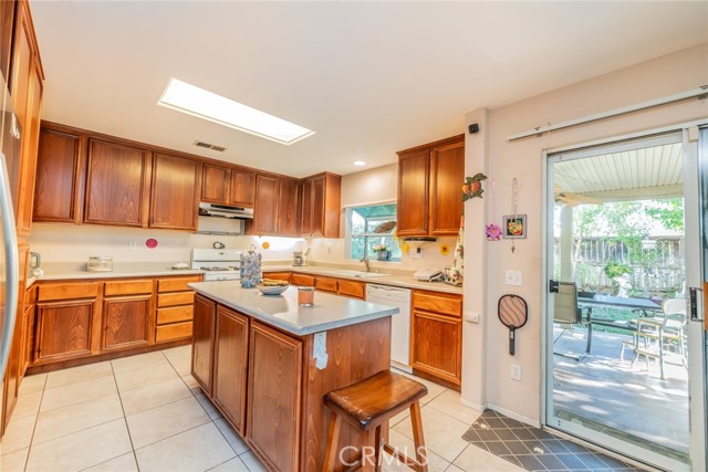 Detail Gallery Image 25 of 60 For 838 Classic Ave, Beaumont,  CA 92223 - 4 Beds | 3 Baths