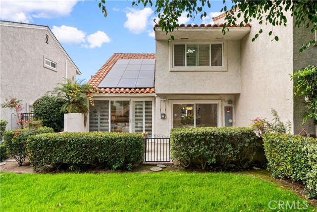 Detail Gallery Image 38 of 49 For 456 Vista Roma, Newport Beach,  CA 92660 - 3 Beds | 2/1 Baths