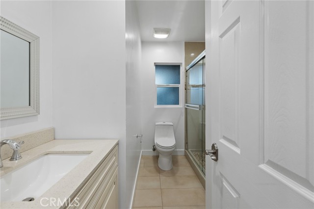 Detail Gallery Image 11 of 32 For 14754 Bassett St, Van Nuys,  CA 91405 - – Beds | – Baths