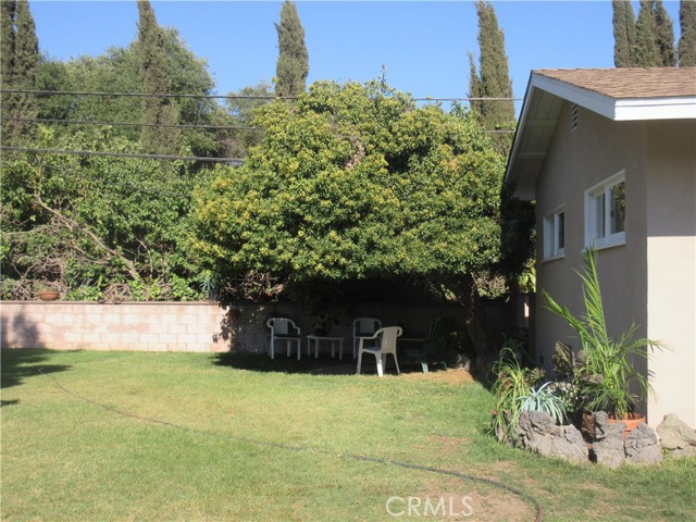 1416 Carmelita Court, Upland CA: https://media.crmls.org/medias/e8855e2b-22c2-47ce-89dc-e996518e3fac.jpg