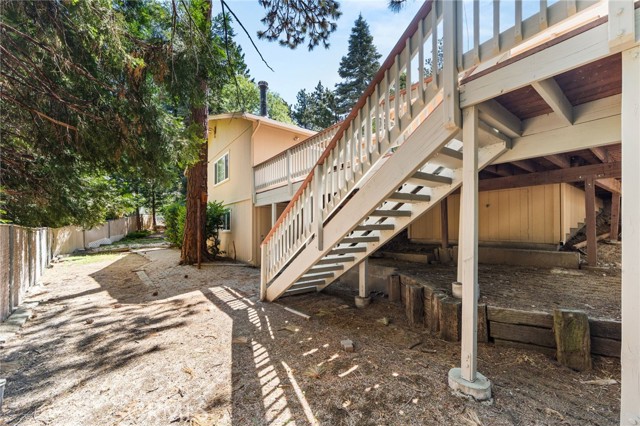 31686 Luring Pines Circle, Running Springs, CA 92382