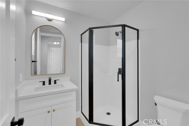 617 E Walnut Avenue, Monrovia CA: https://media.crmls.org/medias/e887cd2d-5e96-41cd-9eac-76cc4bf4b494.jpg