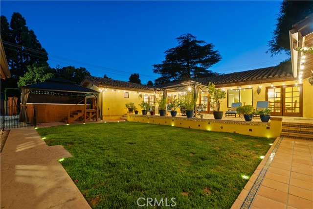24604 Apple Street, Newhall CA: https://media.crmls.org/medias/e887e7aa-bce1-4126-9c82-5c727ce967fc.jpg