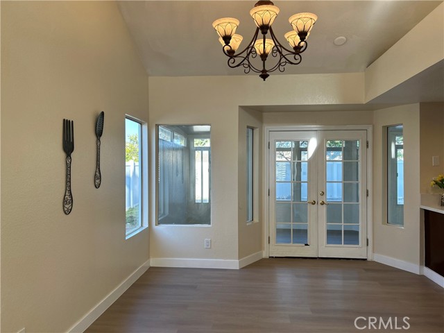 Detail Gallery Image 12 of 42 For 26888 Day Break Dr, Corona,  CA 92883 - 3 Beds | 2/1 Baths