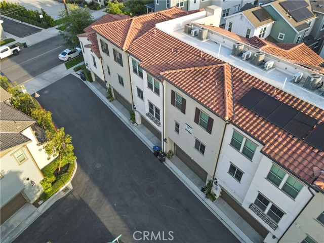 Detail Gallery Image 2 of 55 For 344 Vintage Way, Tustin,  CA 92780 - 4 Beds | 3/1 Baths