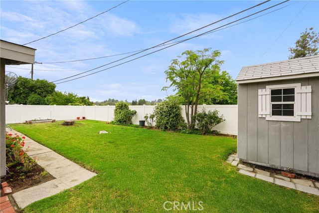 27439 Santa Clarita Road, Saugus CA: https://media.crmls.org/medias/e8895a1d-975d-4857-8a79-20b18b6c43b0.jpg