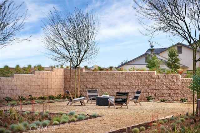 16402 Ginger Creek Drive, Riverside CA: https://media.crmls.org/medias/e88b4740-2862-474b-aaf5-3dfda1f27e12.jpg