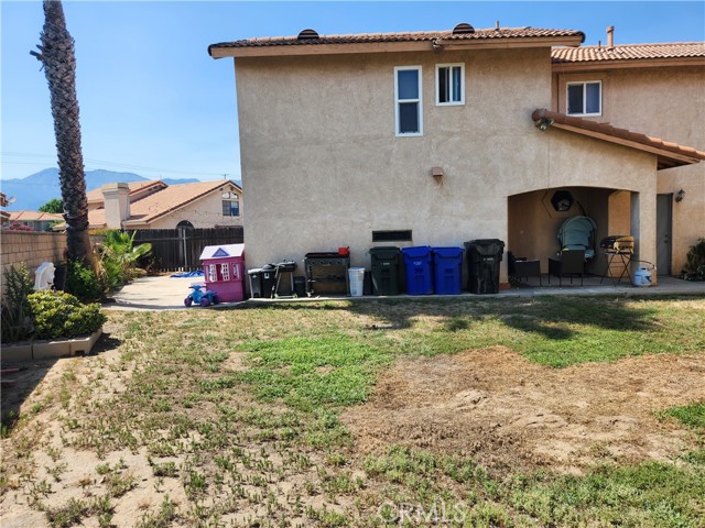 Detail Gallery Image 19 of 21 For 17139 Benicia Ct, Fontana,  CA 92336 - 3 Beds | 2/1 Baths