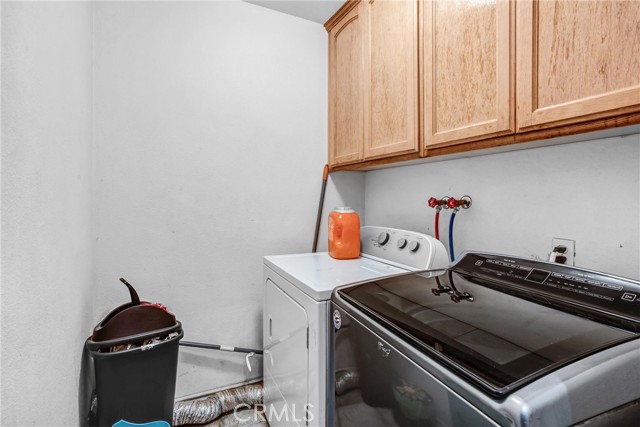 Detail Gallery Image 24 of 40 For 10439 Mesa, Oak Hills,  CA 92344 - 5 Beds | 3 Baths