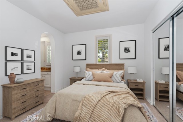 34 Tall Hedge, Irvine CA: https://media.crmls.org/medias/e88e0253-d81f-4a7f-b91f-7e86796e3f73.jpg